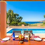 Villa Antigoni House *