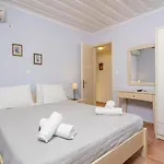 Antigoni House *